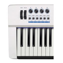 Casio PX-5SWE цифровое пианино  - 3