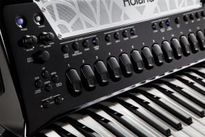 Roland FR-8X BK цифровой аккордеон  - 7